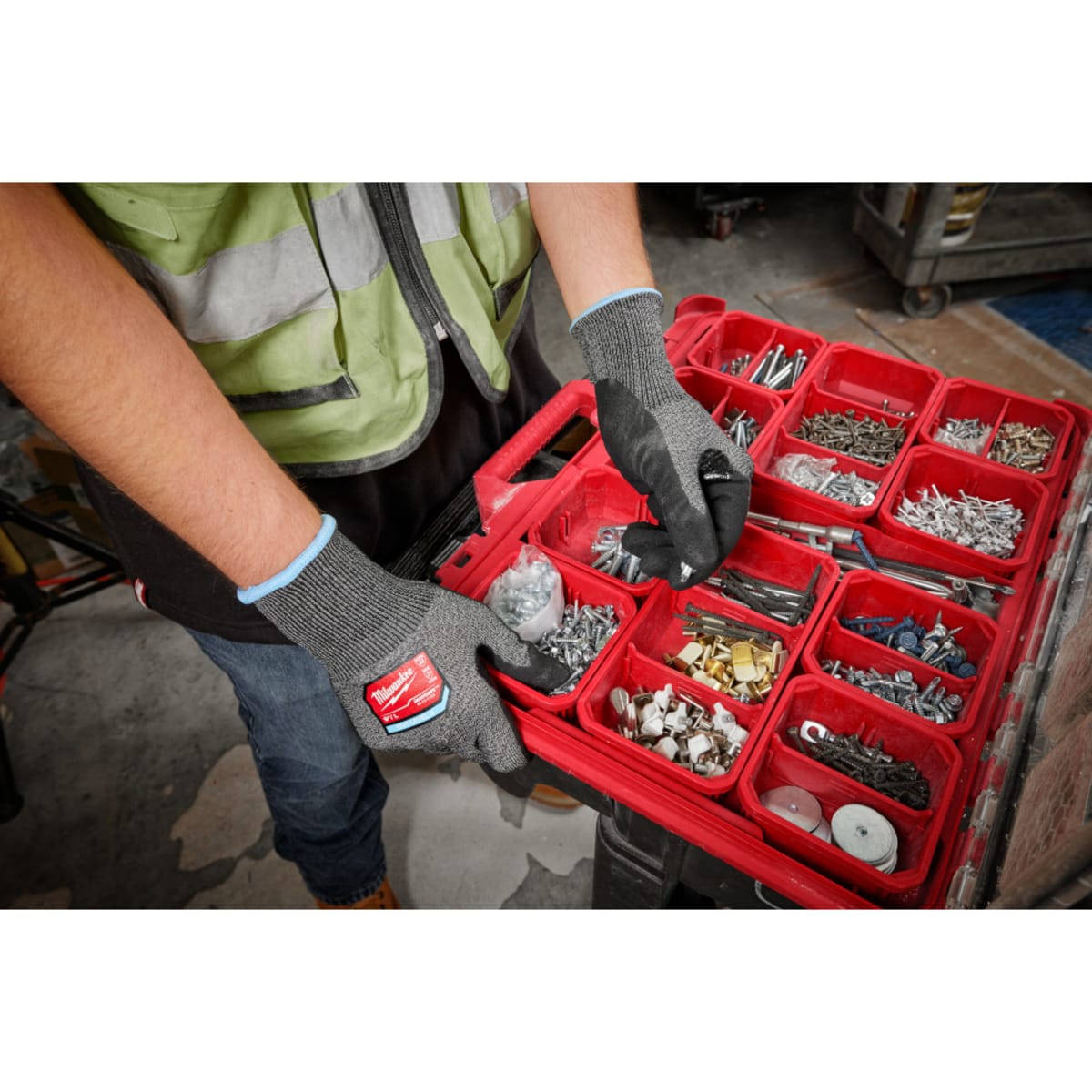 MILWAUKEE Milwaukee Tool 48-73-7120 Cut Level 2 High-Dexterity Nitrile Dipped Gloves - S