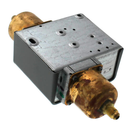 JOHNSON CONTROLS Johnson Controls P74FA-1C Differential Pressure Control SPDT 1/4 Female Fittings