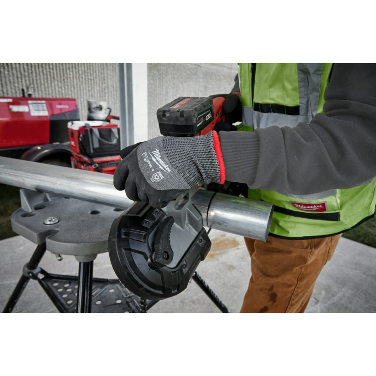 MILWAUKEE Milwaukee 48-73-7951 Cut Level 5 Winter Dipped Gloves - M