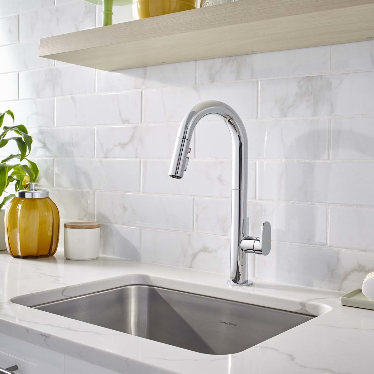 AMERICAN STANDARD American Standard 4931300.002 Beale Single Handle Pull Down Kitchen Faucet 1.5 gpm