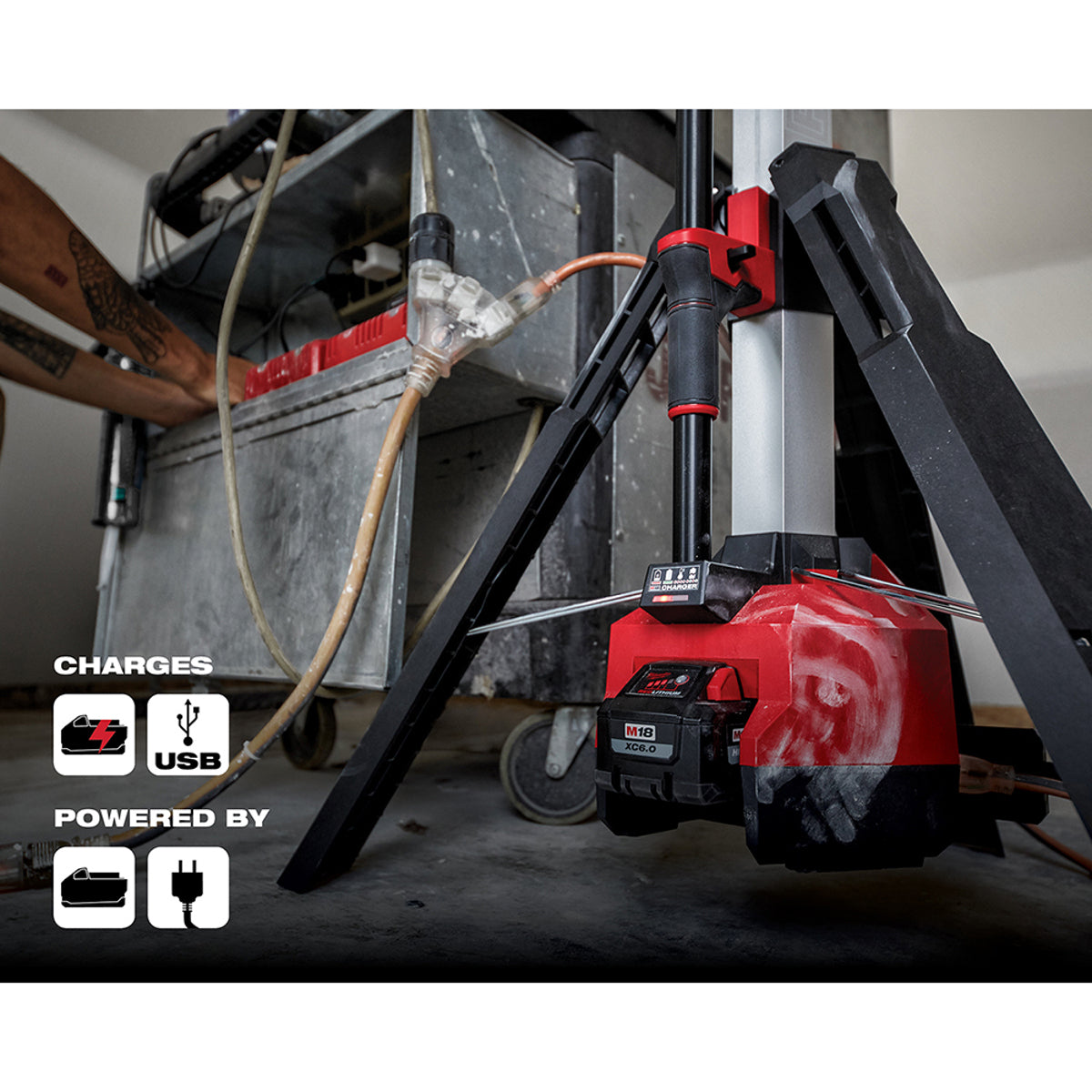 MILWAUKEE Milwaukee 2136-20 M18 ROCKET Tower Light Charger