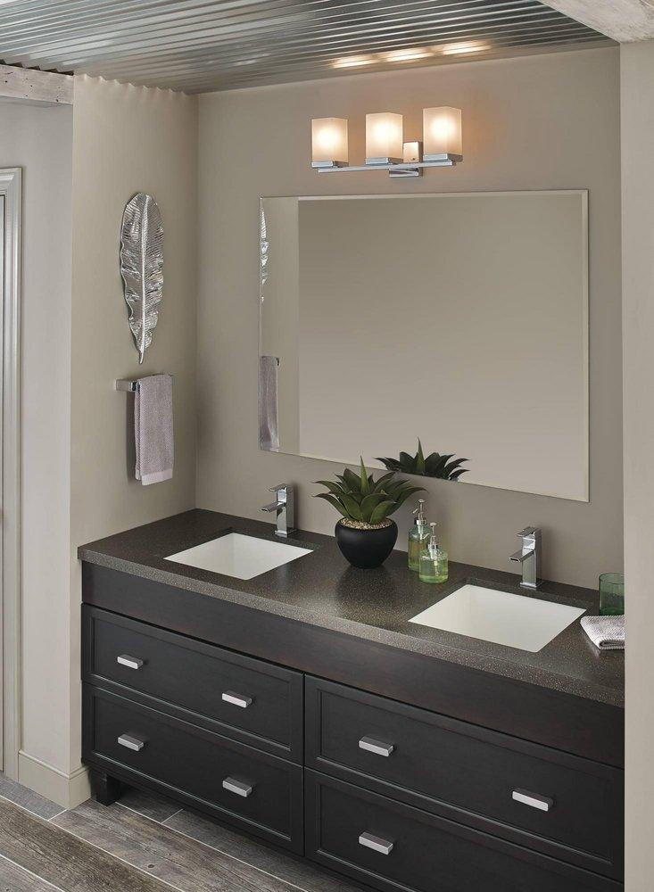 MOEN Moen YB8863CH 90 Degree 3-Light Up/Down Lighting Bathroom Vanity Light in Polished Chrome