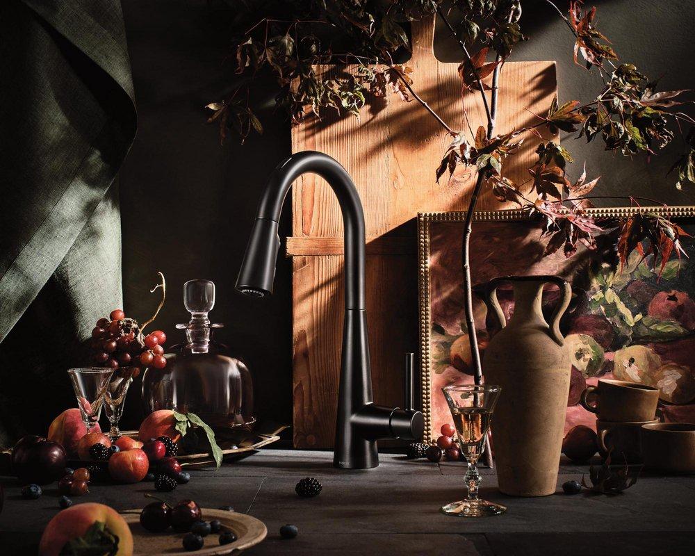 MOEN Moen 7864EVBL Sleek Single Handle Pull Down Touchless Kitchen Faucet with Voice Activation in Matte Black