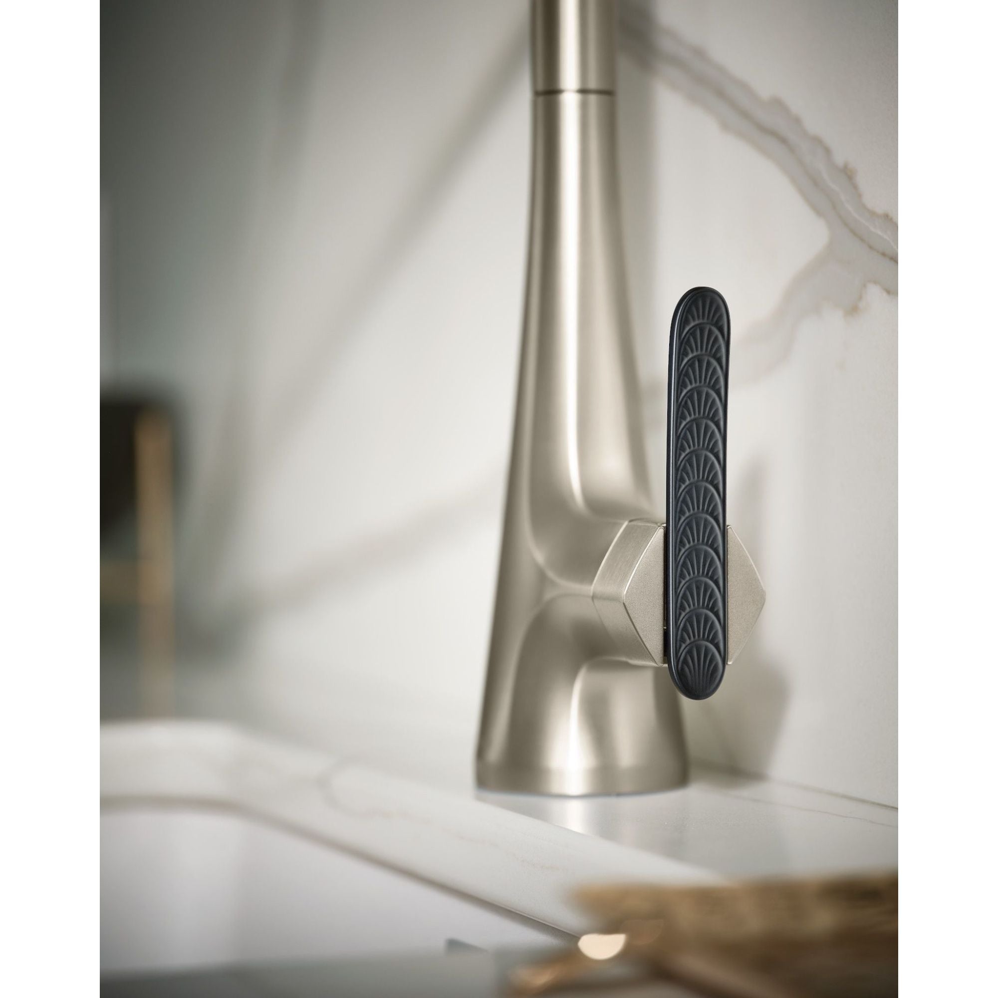 MOEN Moen S5235SRS Sinema Single Handle Pull Down Kitchen Faucet in Spot Resist Stainless