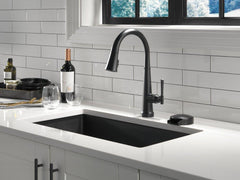 DELTA FAUCET Delta Faucet 9182T-BL-DST Emmeline Single Handle Pull Down Kitchen Faucet with Touch Activation
