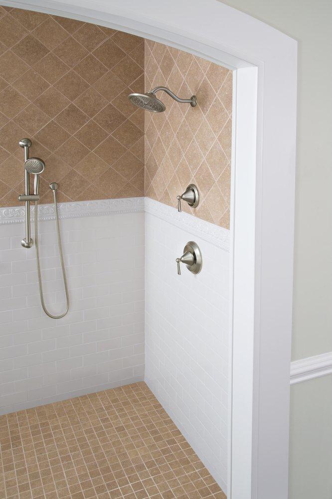 MOEN Moen S6310BN Weymouth Single Function Showerhead in Brushed Nickel