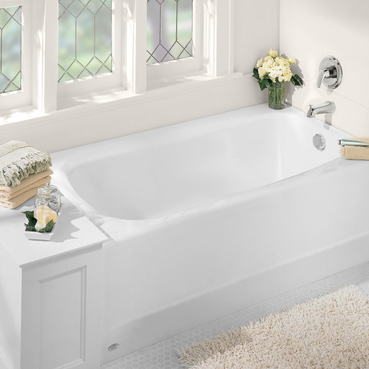 AMERICAN STANDARD American Standard 2461.002.011 Cambridge 60 in. x 32 in. Soaker Alcove Bathtub with Right Drain in Arctic