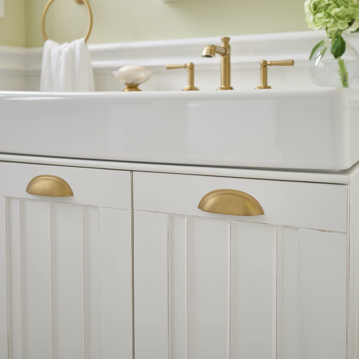 DXV DXV D35155190.427 Oak Hill Towel Ring in Satin Brass