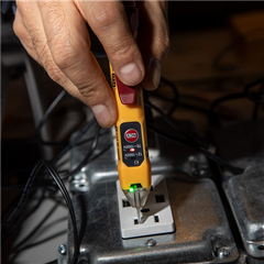 KLEIN TOOLS NCVT2PKIT VOLTAGE TESTERS