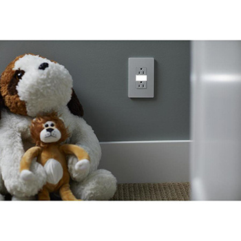 RADIANT Radiant NTL885TRW P&S NIGHT LIGHT/OUTLET
