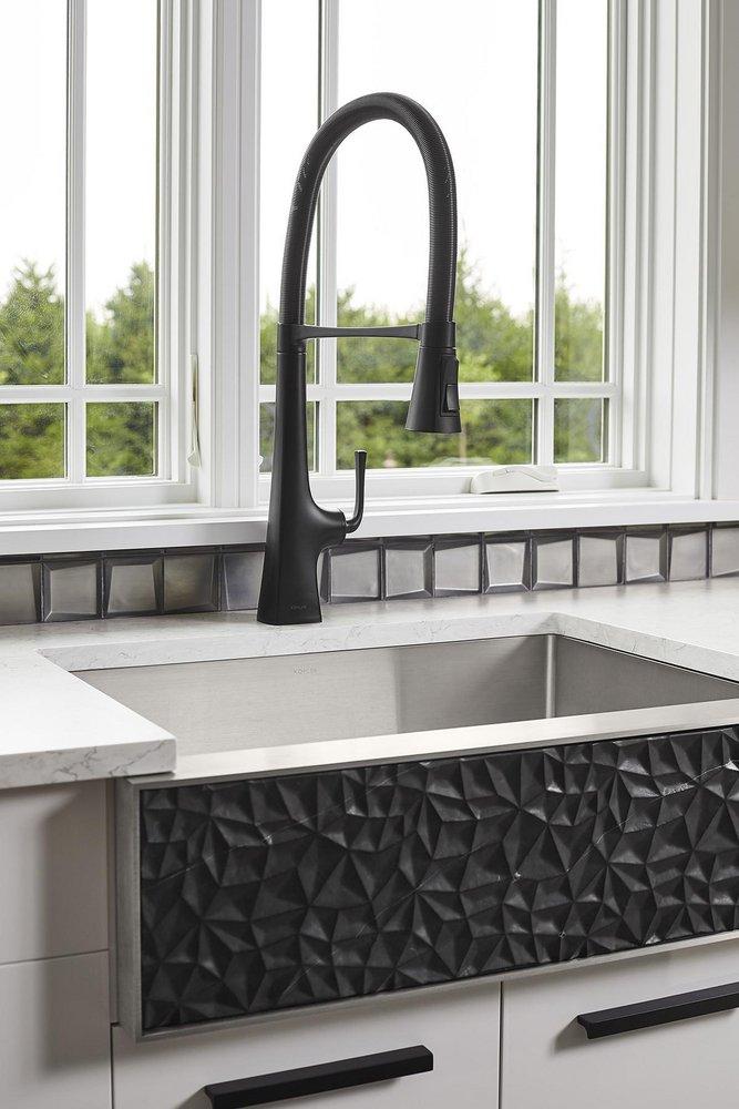 KOHLER Kohler 22060-BL Graze Single Handle Pull Down Kitchen Faucet in Matte Black