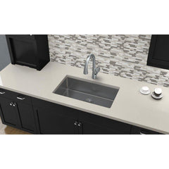 ELKAY Elkay EFRU2816T Crosstown 16 Gauge Stainless Steel 30-1/2 x 18-1/2 x 8 Single Bowl Undermount Sink