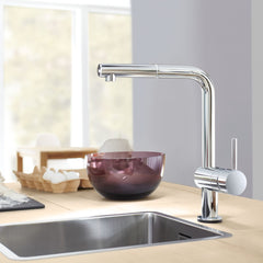 GROHE GROHE 30218001 Minta Touch Single Handle Pull Out Kitchen Faucet with Touch Activation