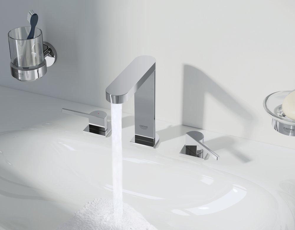 GROHE GROHE 20302003 Plus Two Handle Widespread Bathroom Sink Faucet in Chrome