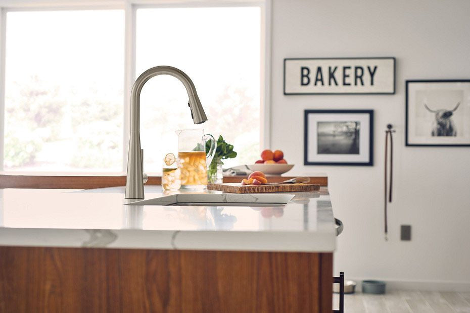 MOEN Moen 7864SRS Sleek Single Handle Pull Down Kitchen Faucet 1.5 GPM Spot Resist Stainless