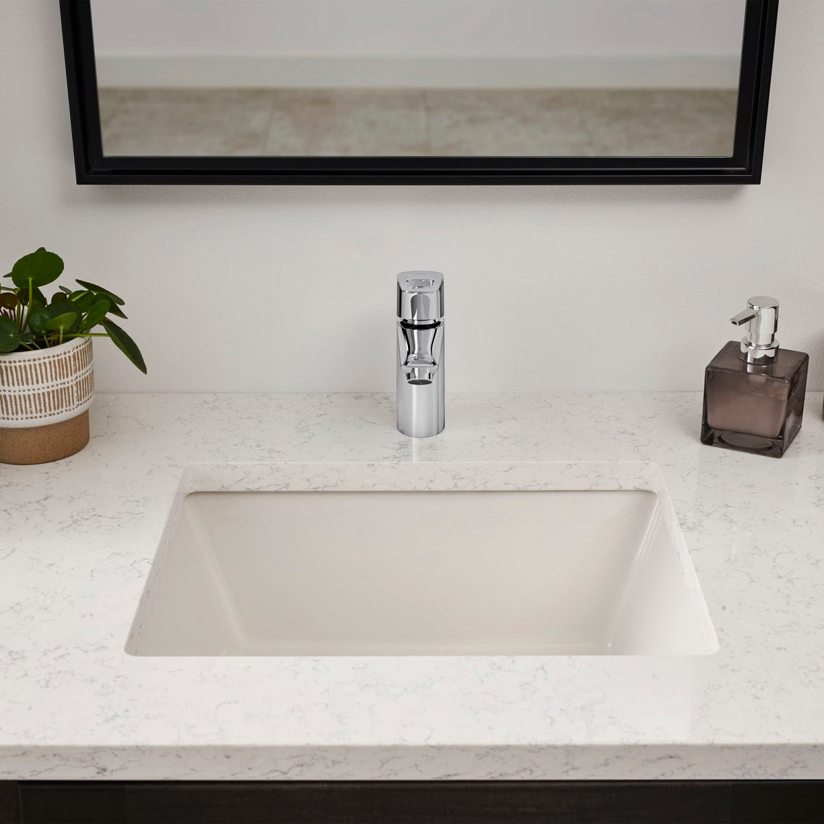 GROHE Grohe 23963001 BauLoop Single Handle Monoblock Bathroom Sink Faucet in Grohe Chrome
