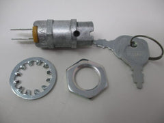 TORO Toro 1-403121 Switch & Key (Includes Nut & Washer)