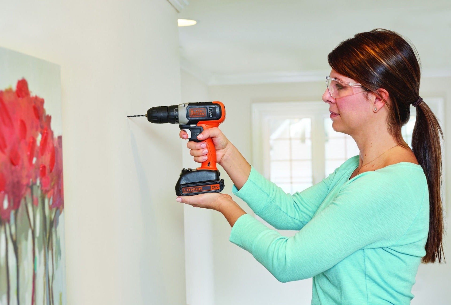 BLACK & DECKER Black and Decker BCD702C1 20V Max Cordless Drill/Driver Kit 20V Max (3/8 in)