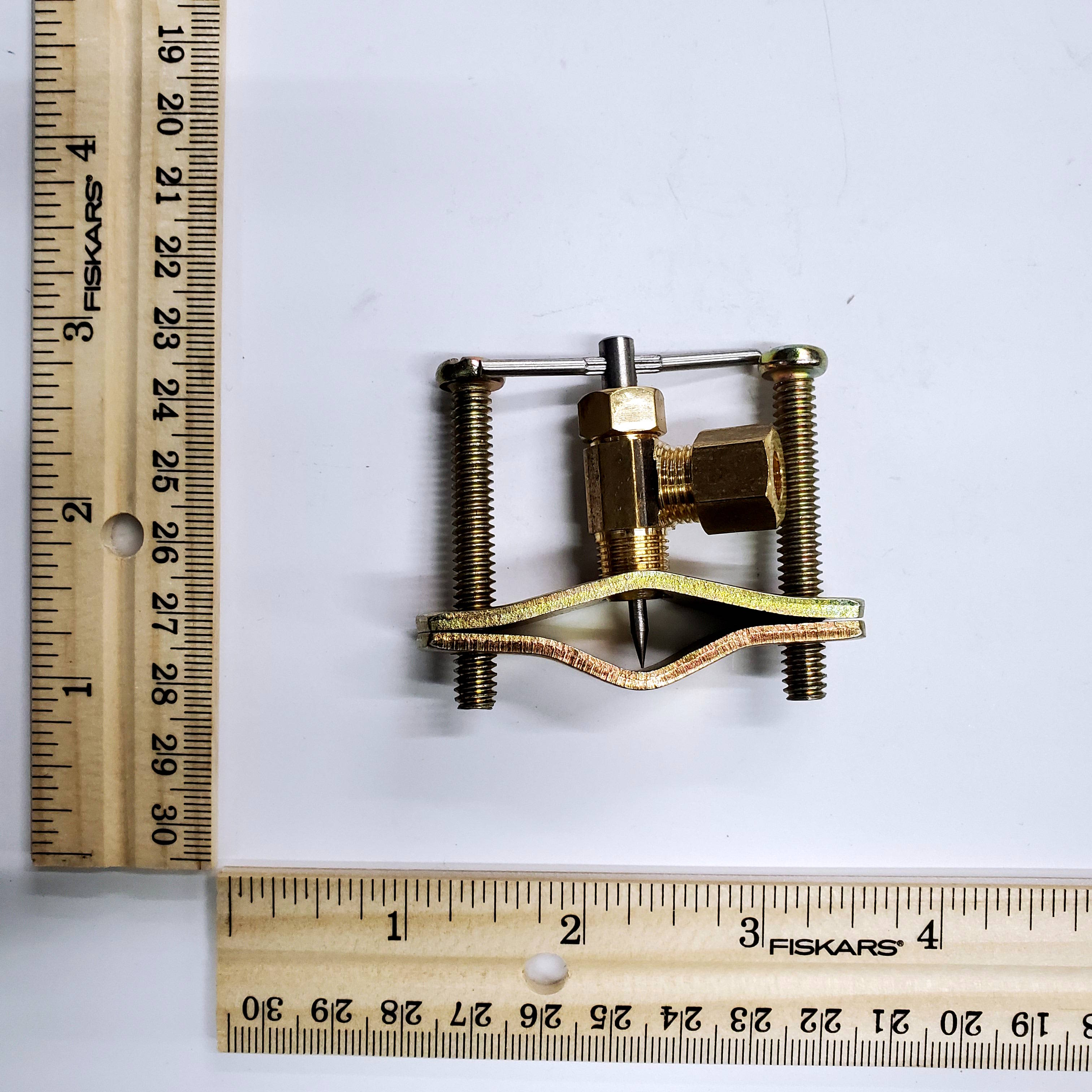 RESEARCH PRODUCTS Research Products 4001 Saddle Valve