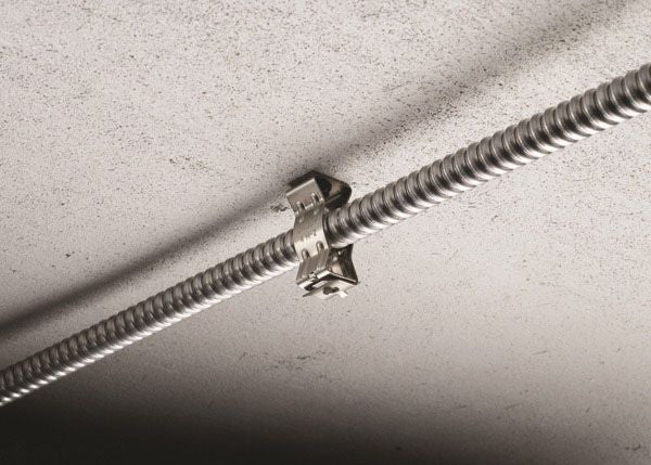 NVENT Erico 812M Snap Close Conduit/Pipe Clamp 1/2-3/4 EMT