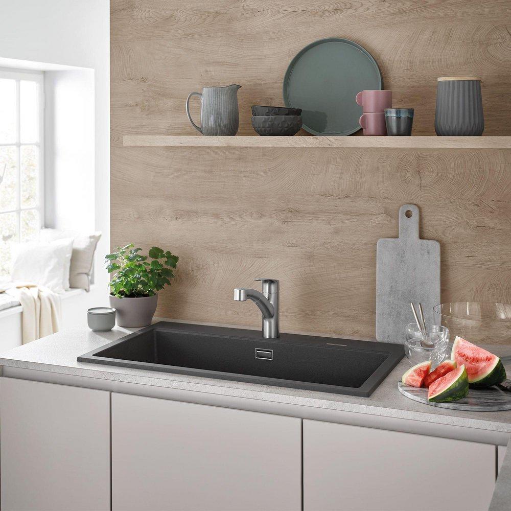GROHE GROHE 30306DC1 Eurosmart Single Handle Pull Out Kitchen Faucet in SuperSteel Infinity