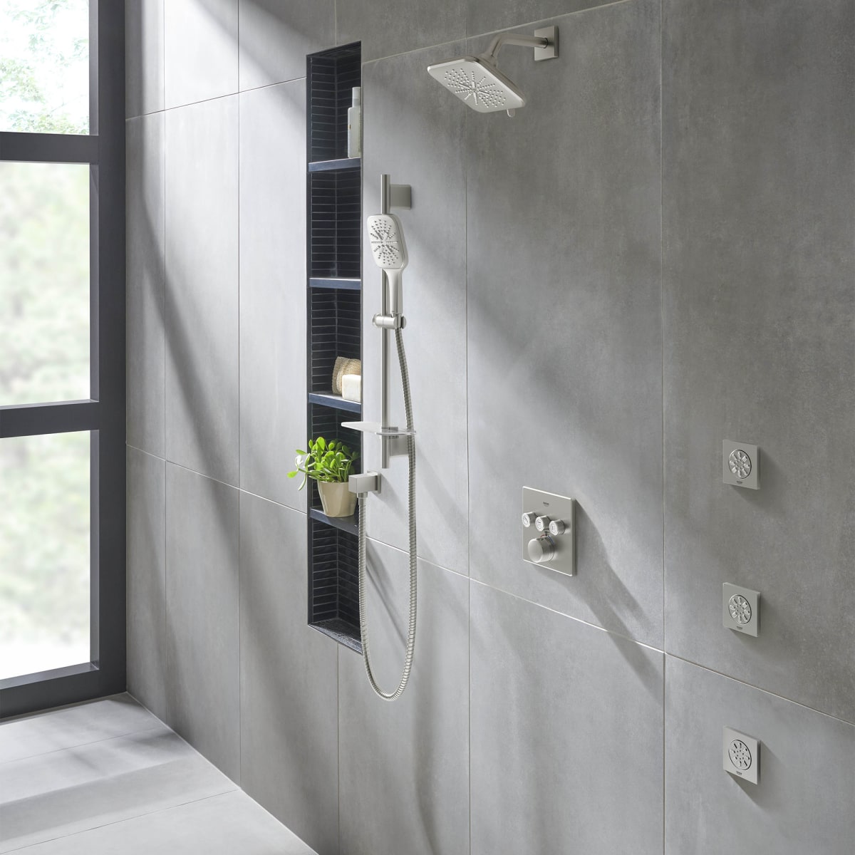 GROHE Grohe 26633EN0 6 Shower Arm in Grohe Brushed Nickel