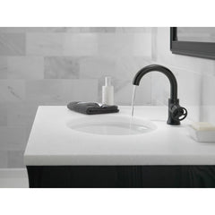 DELTA FAUCET Delta 558HAR-BL-DST Trinsic®: Single Handle Bathroom Faucet