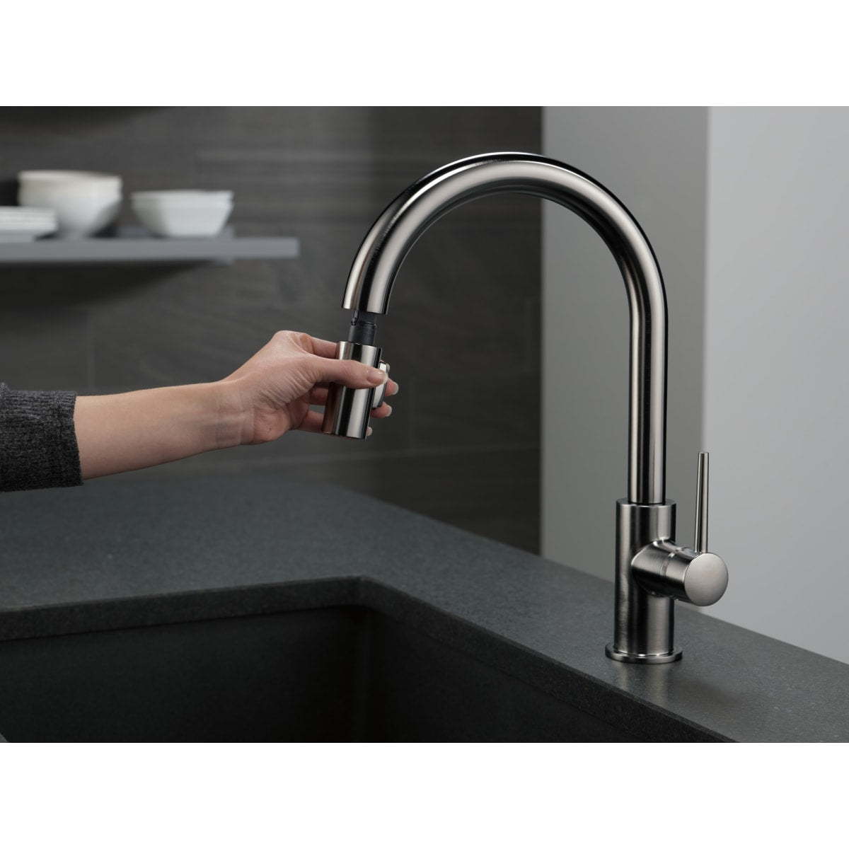 DELTA FAUCET Delta 9159-KSLS-DST Trinsic®: Single Handle Pull-Down Kitchen Limited Swivel