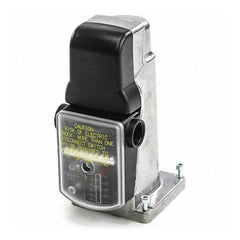SIEMENS Siemens SKP15.012U1 Gas Valve Actuator 120V On/Off Single Stage POC