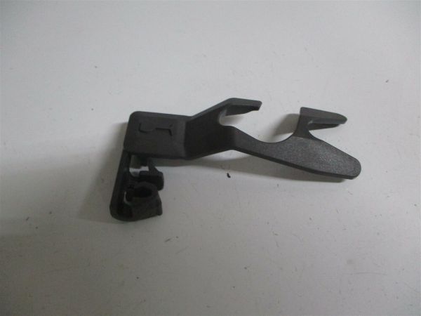WHIRLPOOL W11545820 WALL BRACKETS & PARTS