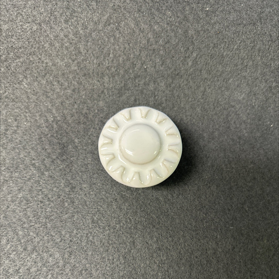 LIBERTY 33602WT KNOBS AND DIALS