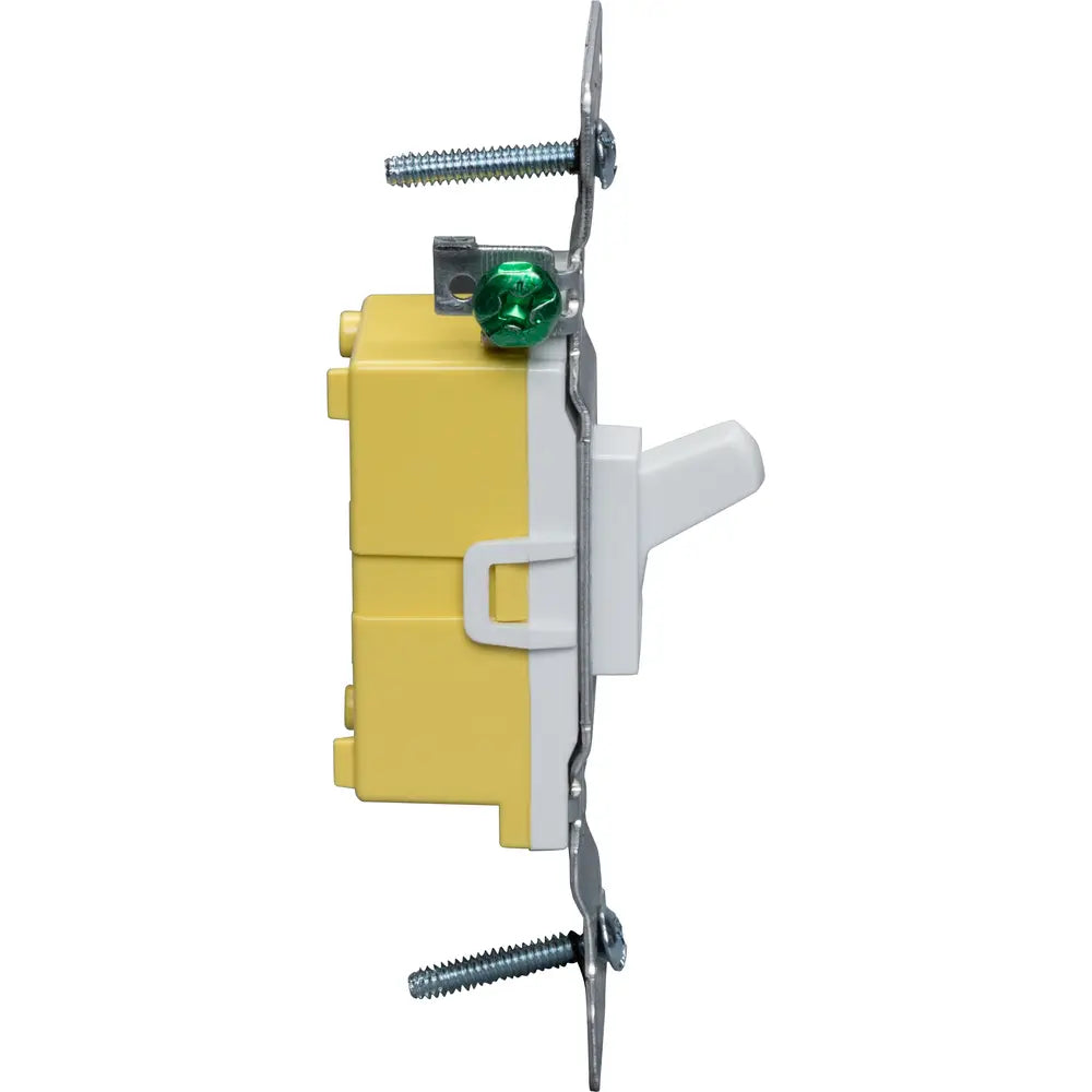 BRYANT BRYANT RS115W Single Pole Residential Toggle Switch 120VAC 15A