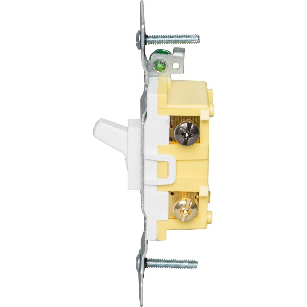 BRYANT BRYANT RS315W 15A TradeSelect Residential Grade Toggle Switch, 120VAC, 3-Pole, White