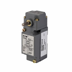 EATON EATON E50BR1 SWITCH LIM 2NO-2NC RTRY/MOM SPR RTN E50