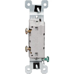 LEGRAND Pass Seymour 660G Self-Grounding Toggle Switch 120 VAC 15 A