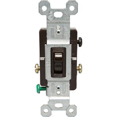 LEGRAND Pass Seymour 663G 3-Pole Toggle Switch 120 VAC 15 Amp