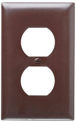 LEGRAND Pass & Seymour TP8 Wallplate RCPT 1 4.7in Thermoplastic Brown