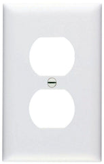 LEGRAND Pass & Seymour TP8W Duplex Receptacle Wall Plate 1-Gang Standard - White