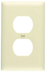 LEGRAND Pass & Seymour TP8I 1-Gang Duplex Receptacle Wall Plate - Ivory