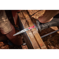 MILWAUKEE MILWAUKEE MIL-48-00-5226 9-Inch 5 TPI The Ax Carbide Teeth Sawzall Reciprocating Saw Blade