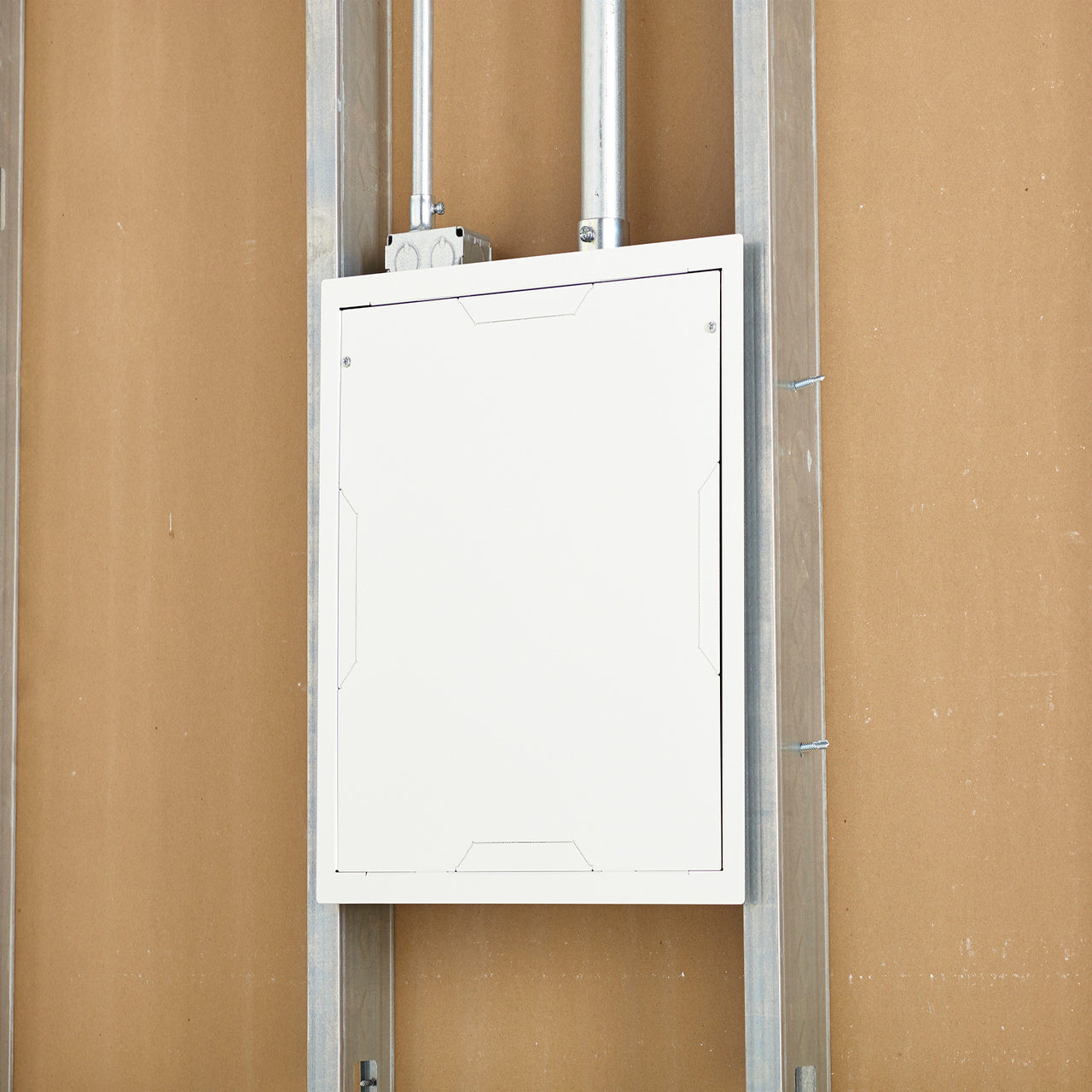 LEGRAND Wiremold WMPAC526FCW In-Wall Storage Box with Flange and Cover 19 Inch Length x 19 Inch Width