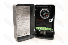 SCHNEIDER ELECTRIC Schneider Electric 8145-AV Paragon 8000 Series Auto Voltage Defrost Timer