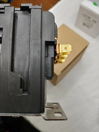 SIEMENS Siemens 61461 Definite Purpose Contactor