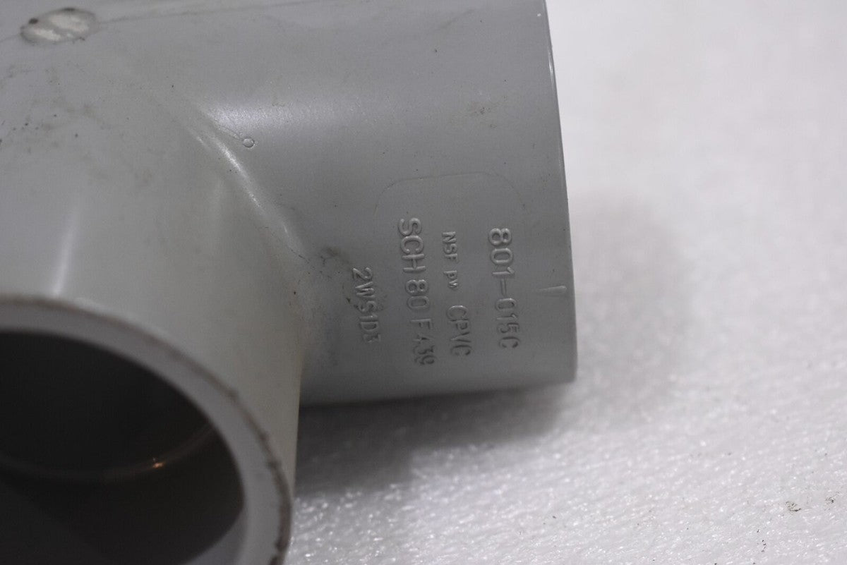 NIBCO NIBCO 801-015C 1-1/2 CPVC Schedule 80 Tee (Socket)