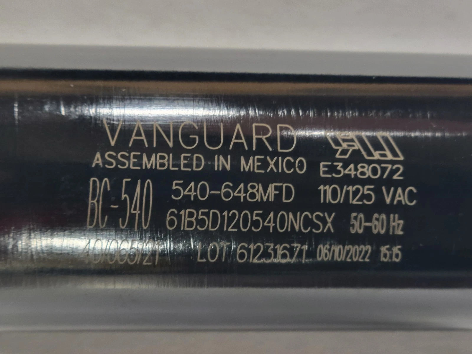 PACKARD PACKARD BC540-125 Start Capacitor 540-648 uF 110-125 VAC