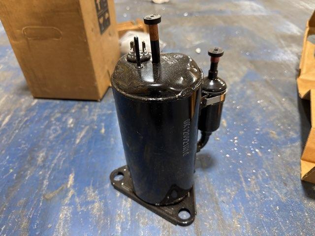 AFTERMARKET AFTERMARKET ACH27X1U Rotary Compressor 6670 BTU R22 115/1/60