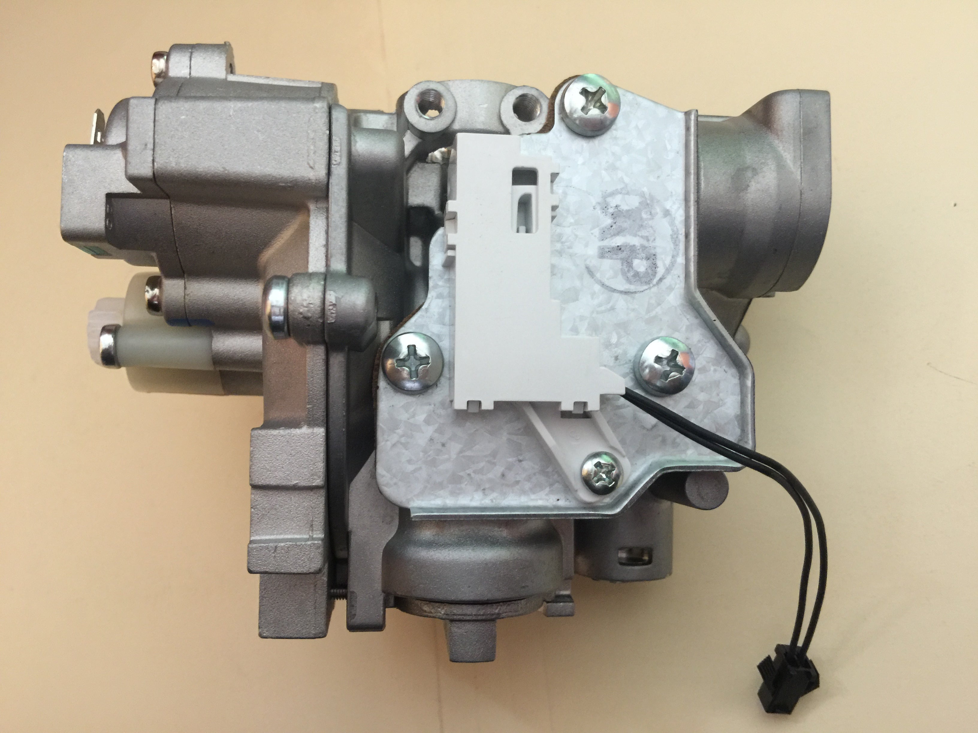 BOSCH BOSCH 87070119620 Gas Valve Replacement for Bosch AquaStar 1600H-LP