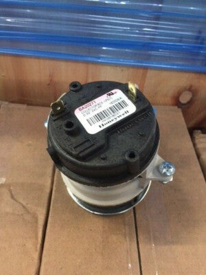 CARRIER Carrier HK06NB031 Pressure Switch