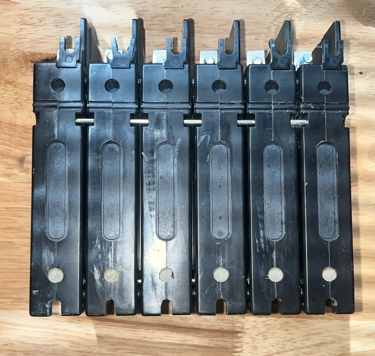 CARRIER CARRIER HH83XE671 Circuit Breaker