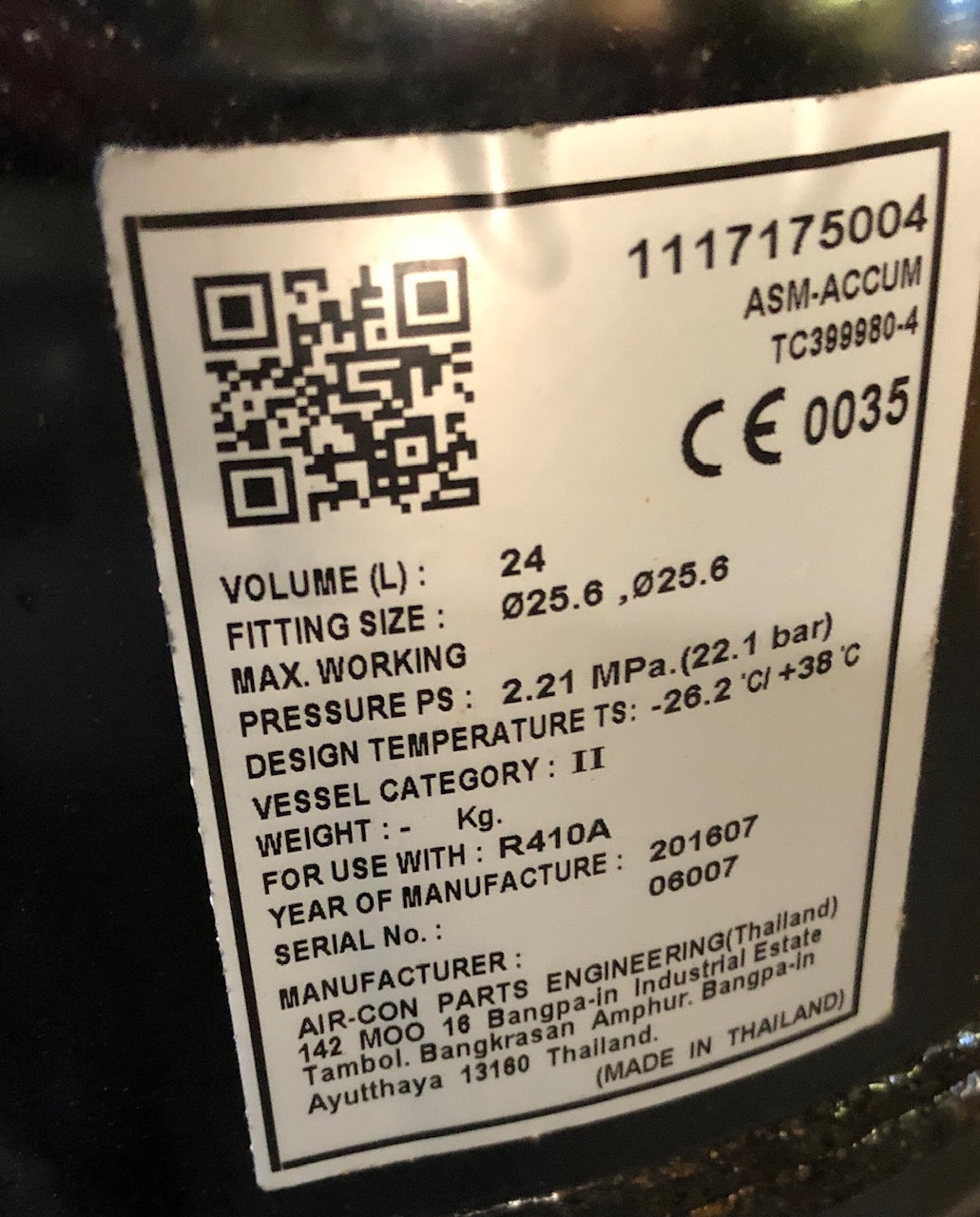 245808740.jpg